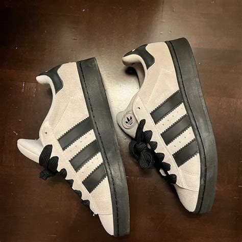 Adidas Canvas 00S Like New Depop