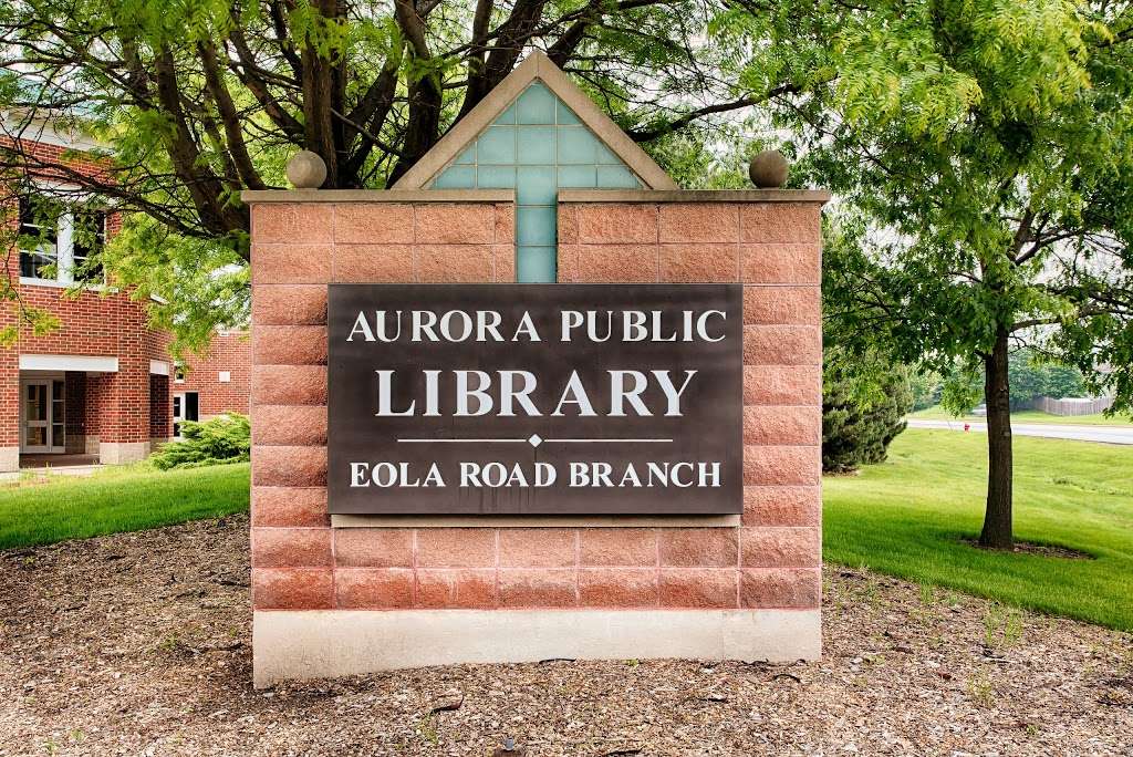 Aurora Public Library Eola Road Branch Libraries 555 S Eola Rd