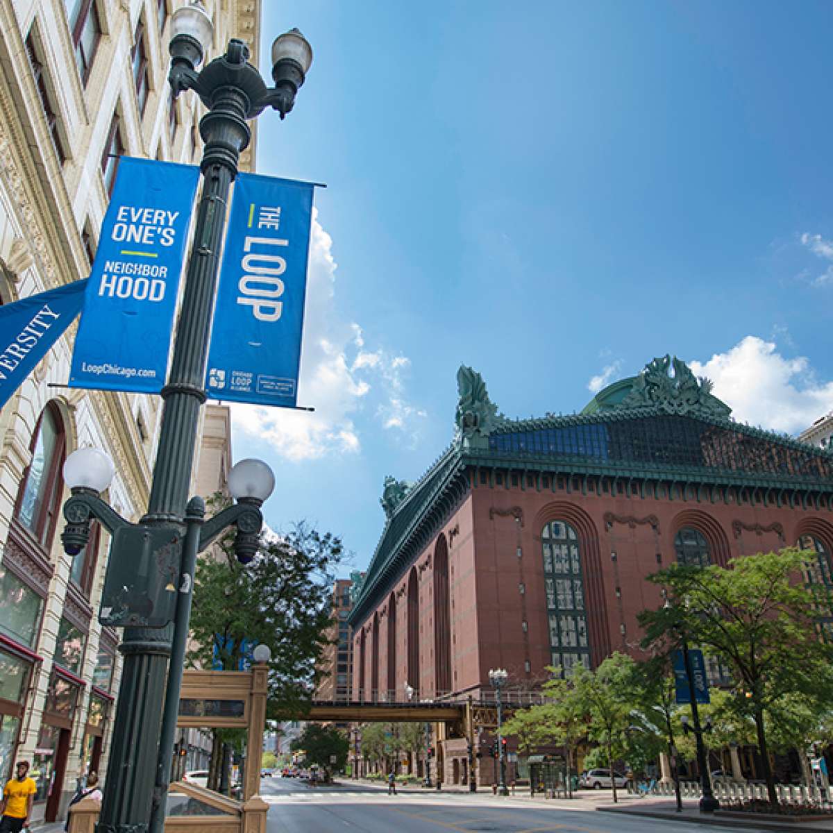 Depaul University Loop Campus: Explore Downtown Chicago