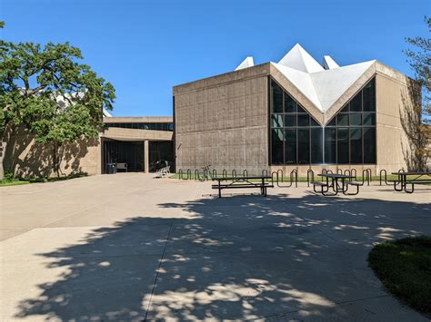 Hardin Library For The Health Sciences