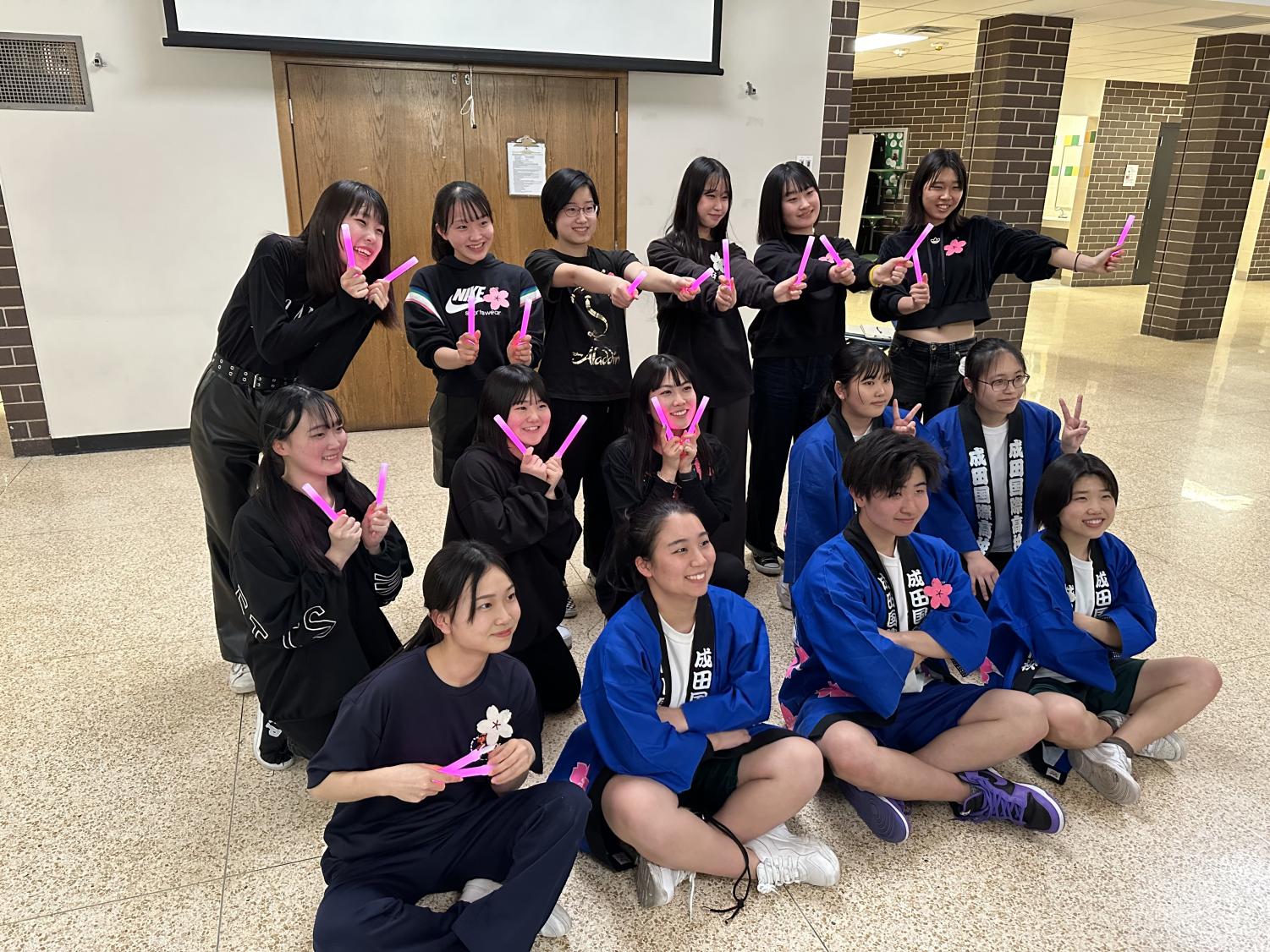 Japanese Exchange Students Experience American High School Kennedy Torch