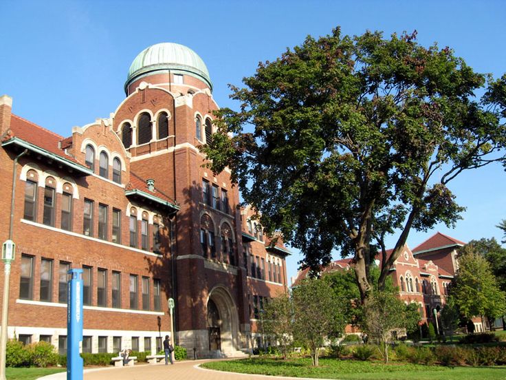 Photos At Loyola University Chicago Water Tower Campus University