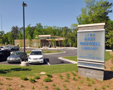 What's At East Roswell Library? Your Resource Guide